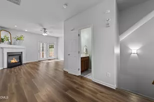 2806 Wyntercrest Ln, Durham, NC 27713 - Photo 4