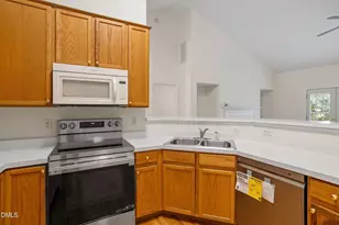 1004 Creek Haven Dr, Holly Springs, NC 27540 - Photo 16