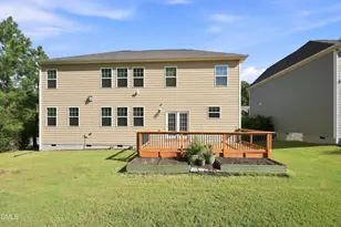 7104 Pamlico Bay Dr, Cary, NC 27519 - Photo 12