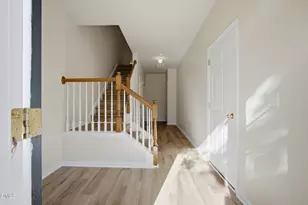316 Linden Park Ln, Cary, NC 27519 - Photo 2