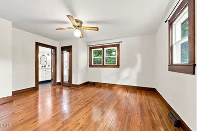 102 W Cardwell Street, Madison, NC 27025 - Photo 10