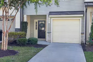 357 E Porthaven Way E, Clayton, NC 27527 - Photo 2