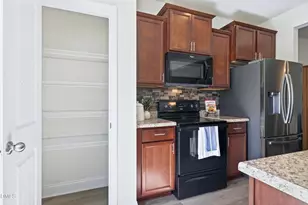 357 E Porthaven Way E, Clayton, NC 27527 - Photo 22