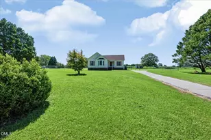101 Wildberry Ct, Clayton, NC 27520 - Photo 2