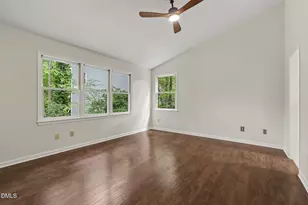 201 Hunters Crossing, Cary, NC 27518 - Photo 20
