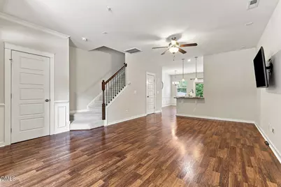 7829 Allscott Way, Raleigh, NC 27612 - Photo 2