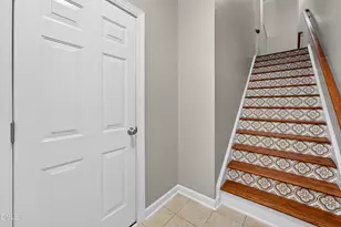351 Bridgegate Dr, Cary, NC 27519 - Photo 4
