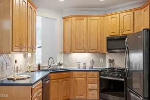 116 Nolen Ln, Chapel Hill, NC 27516 - Photo 8
