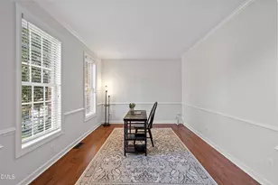 306 Honeywood Ct, Cary, NC 27518 - Photo 12