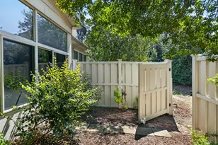 105 Aisling Ct, Cary, NC 27513 - Photo 52