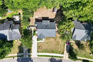 208 Crosspine Dr, Raleigh, NC 27603 - Photo 2