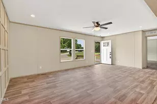 79 Maple St, Coats, NC 27521 - Photo 8