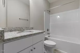 271 McNeil Cir, Dunn, NC 28334 - Photo 12