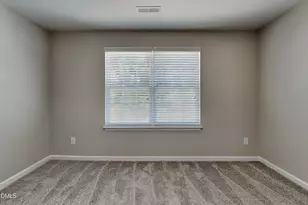138 Hunterwood Pl, Benson, NC 27504 - Photo 10