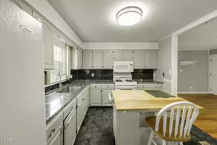 5064 Chesapeake Rd, Fayetteville, NC 28311 - Photo 10