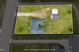 1035 W St James St, Tarboro, NC 27886 - Photo 4