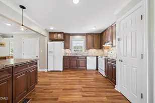 1035 W St James St, Tarboro, NC 27886 - Photo 8