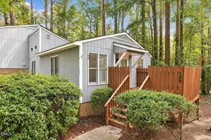 129 Carmichael Ct, Cary, NC 27511 - Photo 2