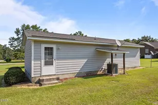 145 S Patterson St, Coats, NC 27521 - Photo 1