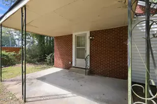 400 N Sumner St, Selma, NC 27576 - Photo 38