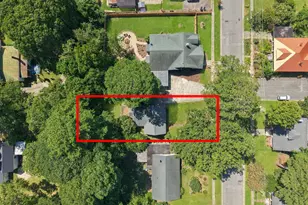400 N Sumner St, Selma, NC 27576 - Photo 4