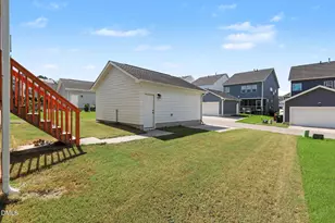 2904 Heirloom Wy, Apex, NC 27502 - Photo 22