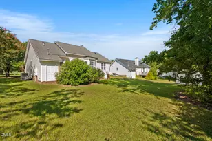 105 McKenzie Cir, Clayton, NC 27520 - Photo 40
