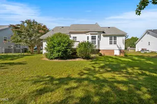 105 McKenzie Cir, Clayton, NC 27520 - Photo 38