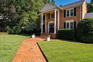 6 St James Pl, Chapel Hill, NC 27514 - Photo 4