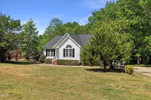 105 McCoy Dr, Smithfield, NC 27577 - Photo 4