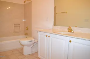 210 Baines Ct, Cary, NC 27511 - Photo 18