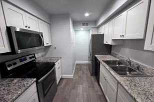 1238 Teakwood Pl, Raleigh, NC 27606 - Photo 2