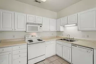 2521 Friedland Pl, Raleigh, NC 27617 - Photo 6