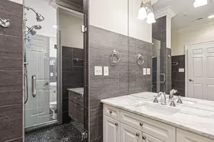 2701 Glenwood Gardens Ln, Raleigh, NC 27608 - Photo 20