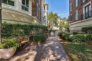 2701 Glenwood Gardens Ln, Raleigh, NC 27608 - Photo 28