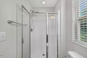 888 Saratoga Dr, Durham, NC 27704 - Photo 20