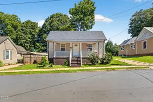 928 E Davis St, Burlington, NC 27215 - Photo 24