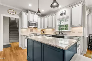 2321 Beaver Oaks Ct, Raleigh, NC 27606 - Photo 8