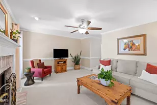 129 Hedgerow Ct, Cary, NC 27513 - Photo 14