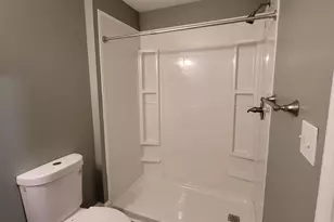 121 N Elizabeth St, Henderson, NC 27536 - Photo 22