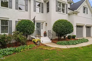 106 Aberson Ct, Cary, NC 27519 - Photo 2