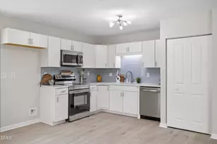621 Belvin Ave, Durham, NC 27704 - Photo 2