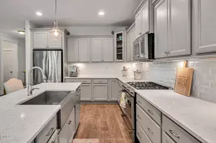 63 N Rosebank Dr, Chapel Hill, NC 27516 - Photo 14