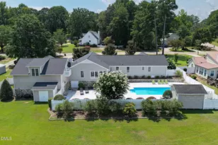 906 Walnut Dr, Erwin, NC 28339 - Photo 4