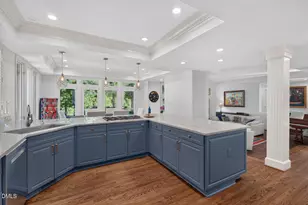 60126 Davie, Chapel Hill, NC 27517 - Photo 20
