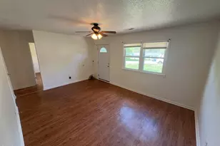 1604 Banbridge Rd, Kernersville, NC 27284 - Photo 2