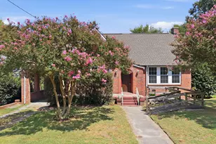 612 Eastern Ave, Rocky Mount, NC 27801 - Photo 2