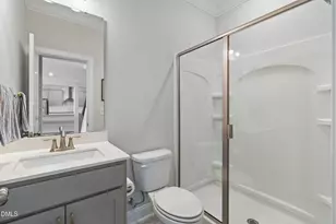 2206 Montebell View Dr, Fuquay Varina, NC 27526 - Photo 20