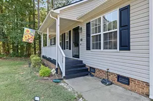 128 Blairwood Dr, Fuquay Varina, NC 27526 - Photo 4