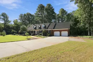 115 Meadowglades Ln, Cary, NC 27518 - Photo 56